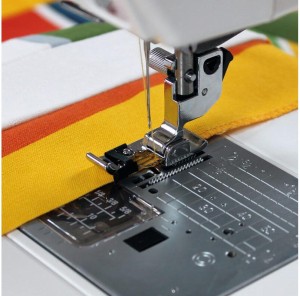 Stopka do ściegu owerlokowego Janome i Elna (rotacyjny 9mm)