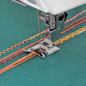 Stopka do naszywania ozdobnych sznurków Janome (rotacyjny 9 mm)