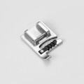 janome-202085001-stopka-do-naszywania-ozdobnych-sznurkow-Janome-rotacyjny-9mm.jpg