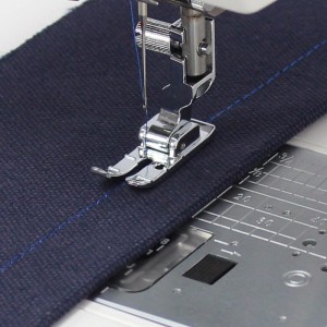 Stopka do ściegu prostego (wąska) Janome (rotacyjny, 9 mm)