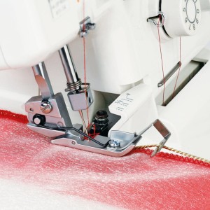 Stopka do wszywania sznurka do owerloka Janome AT2000D