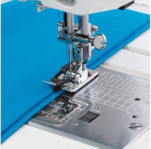 Stopka do ściegu krytego Janome (rotacyjny)