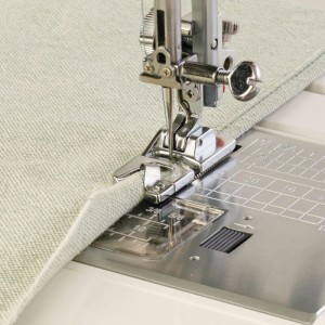 Stopka do podwijania (3 mm) Janome (wahadłowy)