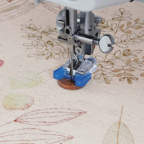 janome-200131007-stopka-do-guzikow.jpg