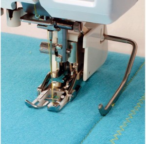 Stopka z górnym transportem z prowadnikiem Janome (rotacyjny, wysoki uchwyt)