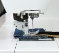 Janome-Skyline-S6-AcuFeed-Flex-szycie-jeansu-paski.jpg
