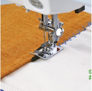 Stopka z centralnym prowadnikiem Janome (rotacyjny)