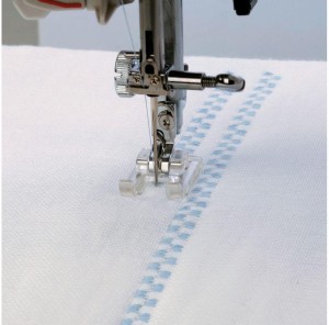 Stopka otwarta do aplikacji i ściegów ozdobnych chwytacz rotacyjny 200137003 JANOME