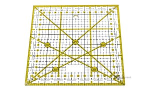 Linijka kwadratowa 15x15 cm z podziałką kątową 