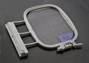 Tamborek Sewtech EF74 10 x 10 cm do hafciarek NV800E, NV2600, V3, V5, V7, XE1, XJ1